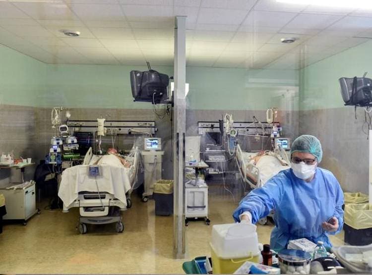 चीन छूटा पीछे, इन 6 देशों में मचा कोरोना का कहर, सबसे ज्यादा मौतें