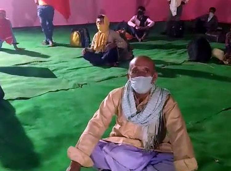 दिल्ली से पैदल 13 दिन में पहुंचे दरंभगा, आधा लॉकडाउन चलकर काटा