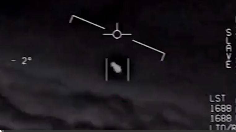 आसमान में दिखे UFO का US ने जारी किया वीडियो, नौसेना ने किया था कैप्चर