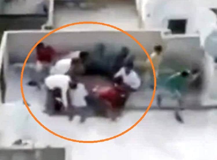 छत पर खेल रहे थे जुआ, पुलिस का ड्रोन पहुंचा और फिर जो हुआ...