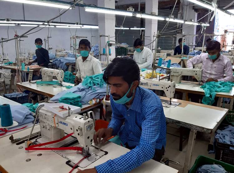 लॉकडाउन: बंद पड़ी विधायक की फैक्ट्री, फ्री में बांटेंगे 5 लाख मास्क