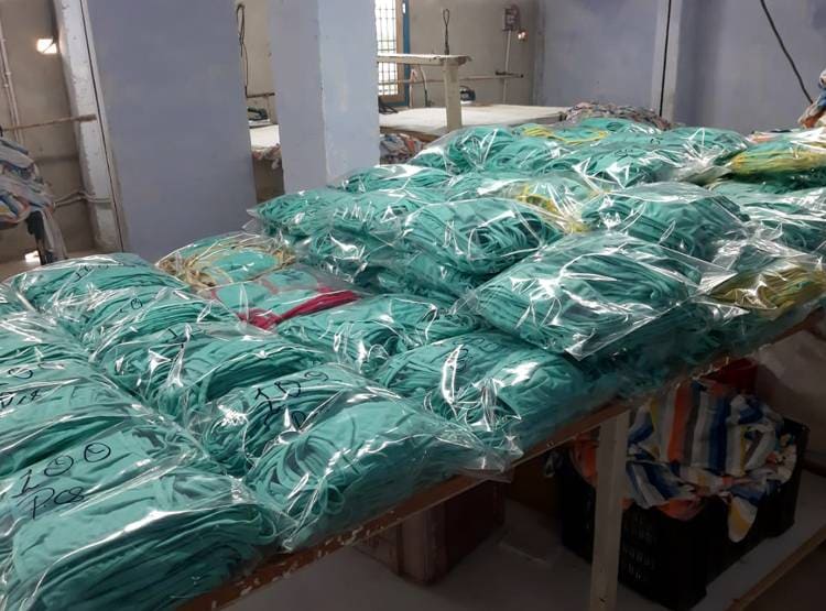 लॉकडाउन: बंद पड़ी विधायक की फैक्ट्री, फ्री में बांटेंगे 5 लाख मास्क