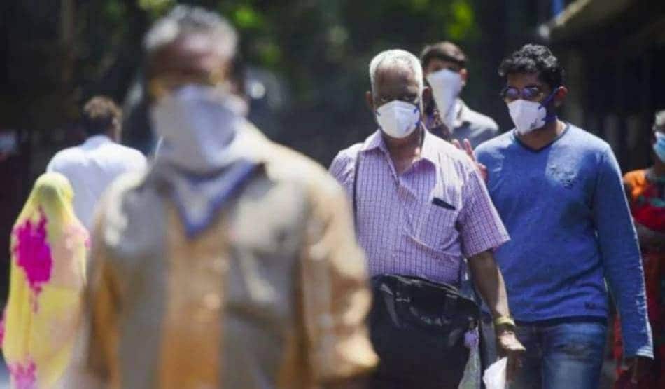 लॉकडाउन के बीच चीन के पर्यटन स्थल पर भीड़, कोरोना फैलने की आशंका