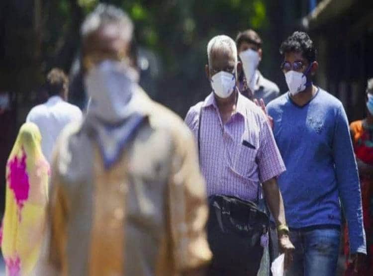 भारत को कोरोना से ज्यादा खतरा, राज्यों की आबादी ही कई देशों के बराबर