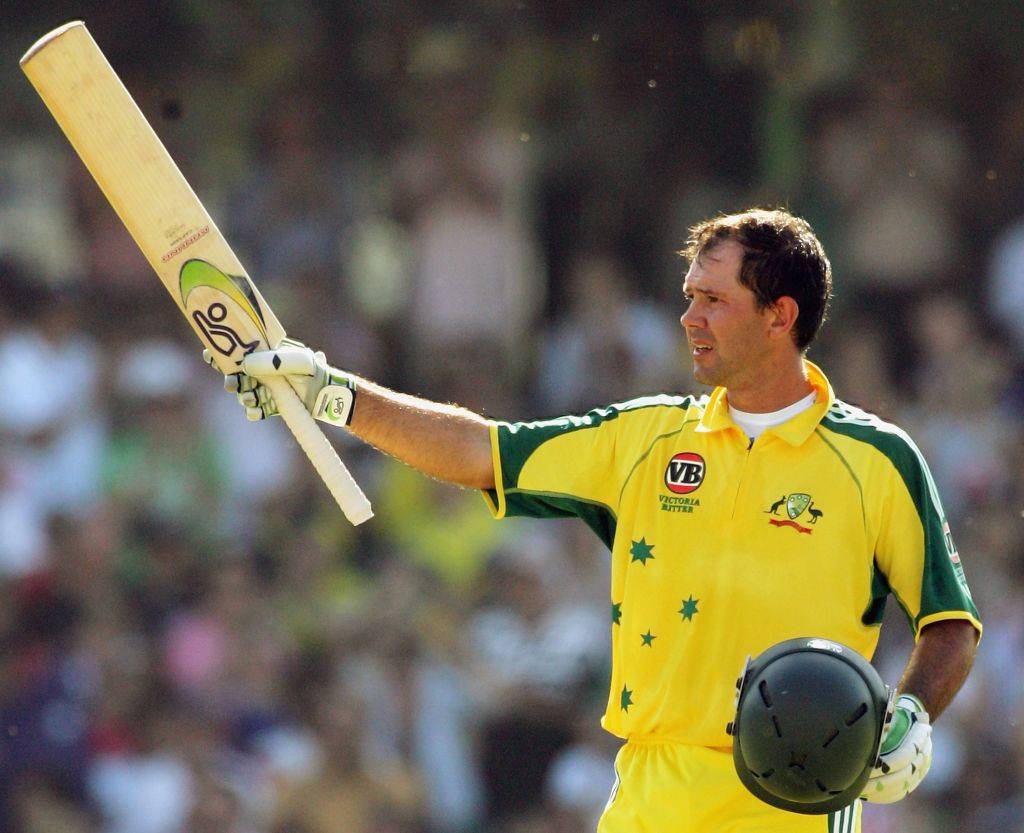 पोंटिंग के करियर में इस गेंदबाज ने डाला सबसे तेज ओवर, नहीं दिखी गेंद