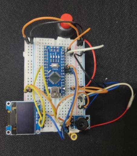 नौसेना का कमाल, कोरोना से जंग के लिए हजार रुपये में बना दी ये मशीन