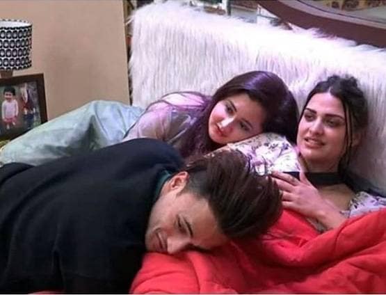 हिमांशी ने यूं किया रमजान मुबारक, फोटो देख असिम के मुंह से निकला ये