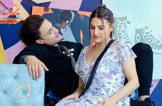 हिमांशी ने यूं किया रमजान मुबारक, फोटो देख असिम के मुंह से निकला ये