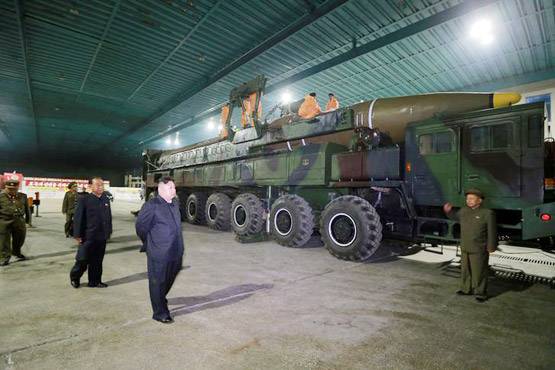 नॉर्थ कोरिया में तेजी से फैल रही किम जोंग की सेहत से जुड़ी 'अफवाह', सच क्या है?