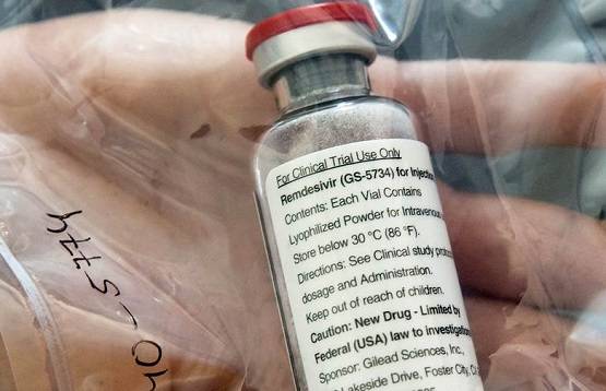 कोरोना वैक्सीन का पहली बार इंसान पर टेस्ट, जल्द कामयाबी की आस