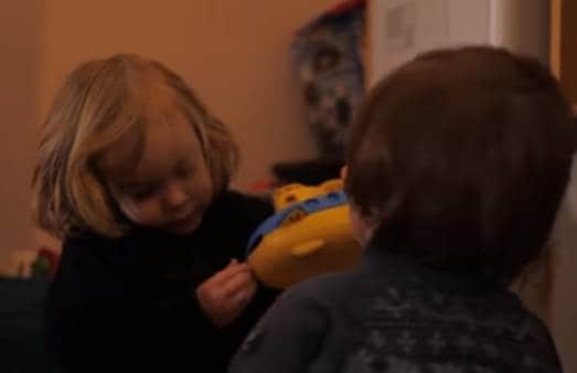 असांजे का वकील संग सीक्रेट रिलेशन, एम्बैसी में 'कैद' रहकर दो बार बने पिता