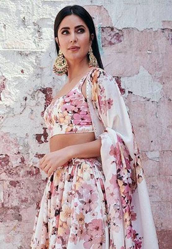 क्वारनटीन में बहन इसाबेल संग कटरीना कैफ की सेल्फी, Photo वायरल