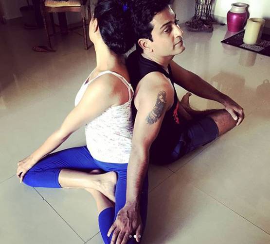 लॉकडाउन में पति संग ऐसे समय बिता रही हैं कविता कौश‍िक, देखें फोटोज