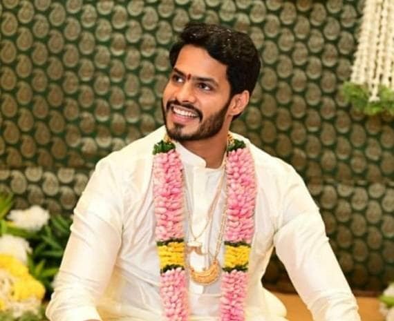 कर्नाटक: पूर्व CM कुमारस्वामी के बेटे की हुई शादी, लॉकडाउन की उड़ीं धज्जियां