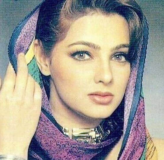 बोल्ड इमेज की वजह से चर्चा में रहीं ममता कुलकर्णी, आज बॉलीवुड से गायब