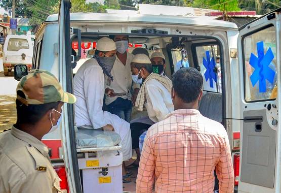 आइसोलेशन में तबलीगी जमात के सदस्यों की बदसलूकी, बढ़ा रहे हैं खतरा