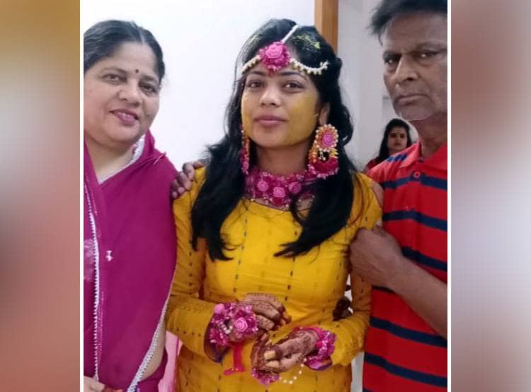 मंगेतर से मिलने गए डॉक्टर, लॉकडाउन लगा तो ससुराल में करनी पड़ी शादी