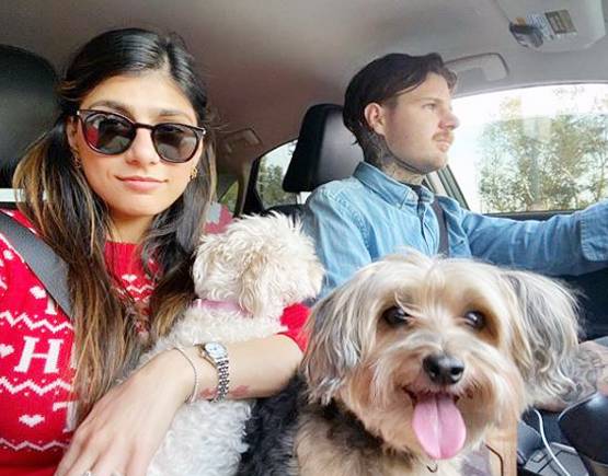 कोरोना: टली एडल्ट स्टार मिया की शादी, बताया- मर गई तो क्या पहनाकर दफनाना