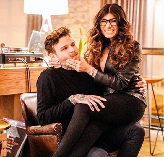 कोरोना: टली एडल्ट स्टार मिया की शादी, बताया- मर गई तो क्या पहनाकर दफनाना