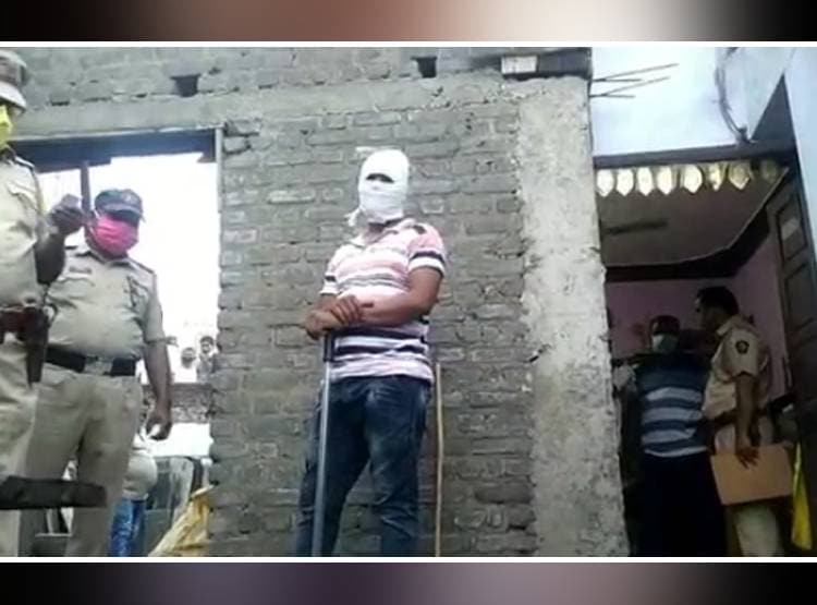 5 गोलियाें की आवाज से दहला इलाका, बीजेपी नेता के घर में बिछी लाशें