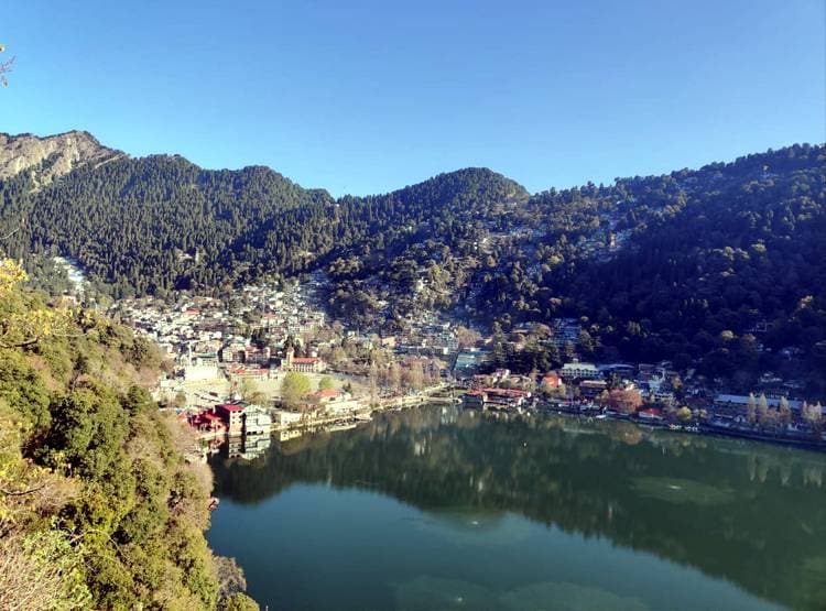 लॉकडाउन ने बदला नैनीताल की झील का हाल, 3 गुना पारदर्शी हुआ पानी