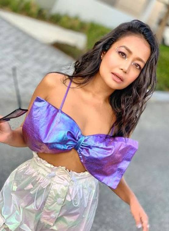 सिंगर नेहा कक्कड़ का बड़ा खुलासा, 'बॉलीवुड में गाने के पैसे नहीं मिलते'