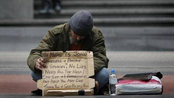 कोरोना: सड़क पर सोने वालों को 5-स्टार होटल में रखेगी इस देश की सरकार