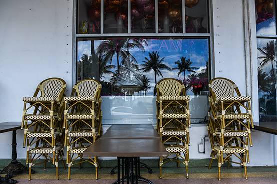 कोरोना: बंद रेस्त्रां में घुसकर कई दिन तक रहा, लाखों का खा-पी गया शख्स