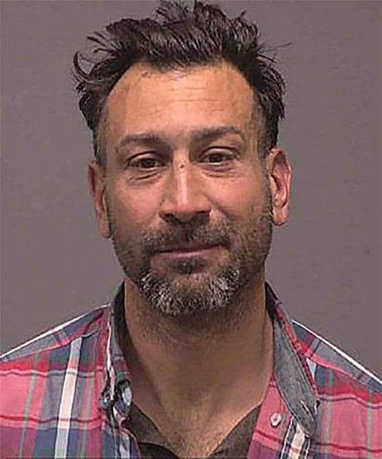 कोरोना: बंद रेस्त्रां में घुसकर कई दिन तक रहा, लाखों का खा-पी गया शख्स