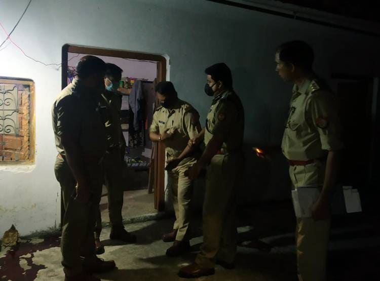 दूध की वजह से डबल मर्डर, बेटे-भाई को गोली मारकर खुद भी किया सुसाइड