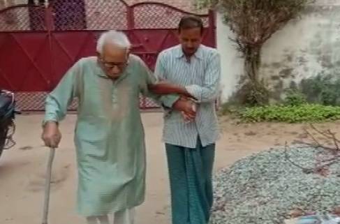91 साल के पूर्व विधायक के फोन की घंटी बजी, आवाज आई- प्रधानमंत्री जी आपसे बात करेंगे