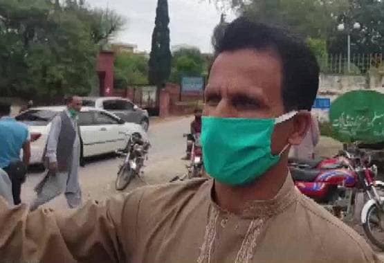 कोरोना के कहर में पाप! PoK में राहत सामग्री के पैसे वसूल रहा पाक