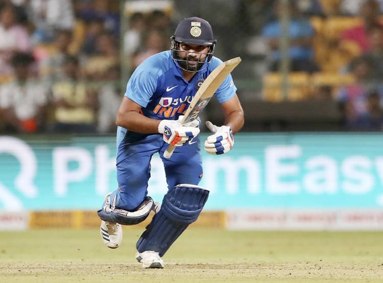 रोहित की बैटिंग पर बोले युवराज, इस PAK खिलाड़ी की दिलाते हैं याद