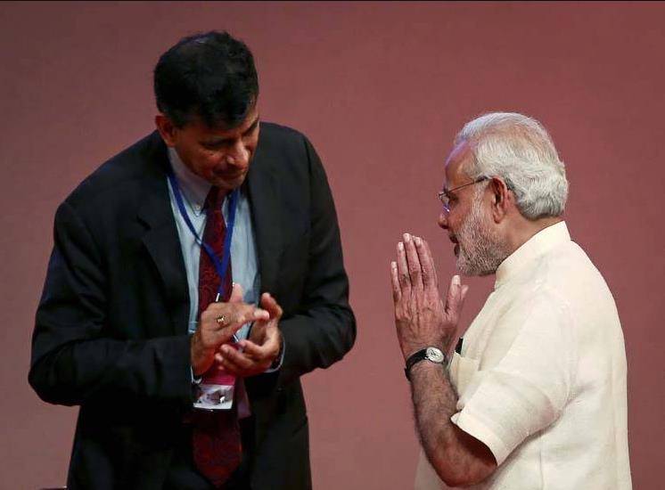 इकोनॉमी को पटरी पर लाने के रघुराम के तीन सुझाव, क्या सरकार देगी भाव?