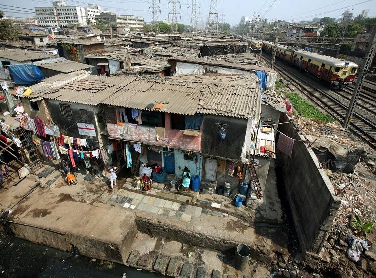 एशिया के सबसे बड़े स्लम में कोरोना अटैक, 1 की मौत, यहां रहते हैं 15 लाख लोग