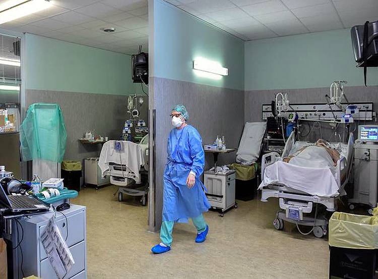 नया खतराः कोरोना अब शरीर के अंदर खून जमाकर ले रहा है मरीजों की जान