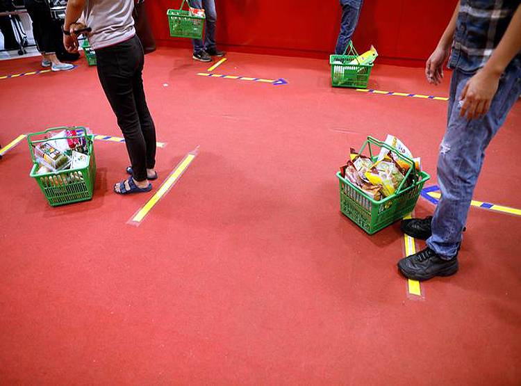 क्या भारत- PAK की वजह से इस देश में आई कोरोना की दूसरी लहर?