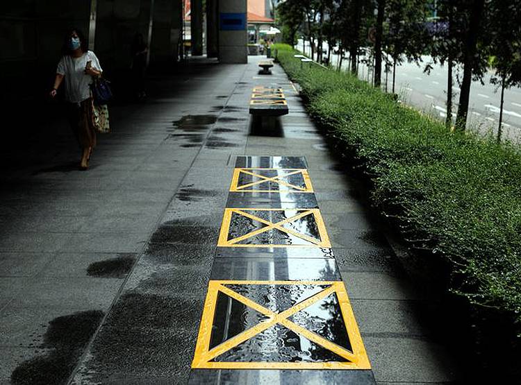 क्या भारत- PAK की वजह से इस देश में आई कोरोना की दूसरी लहर?