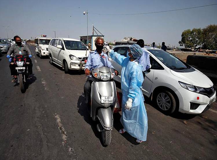 भारत में इटली जैसा फैल रहा कोरोना, अलग हालात रोक सकते हैं तबाही