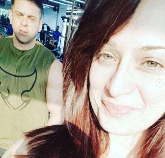 पूर्व मिस इंडिया संग रिलेशन में थे अब्दुल्ला, कुछ महीने पहले हुए थे अलग