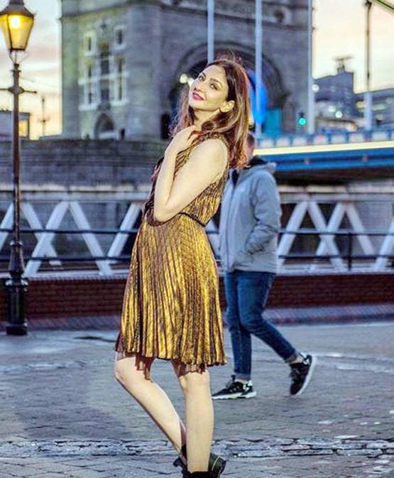 पति संग इनडोर गेम्स खेल टाइम पास कर रहीं भाबी जी फेम सौम्या टंडन, Photos