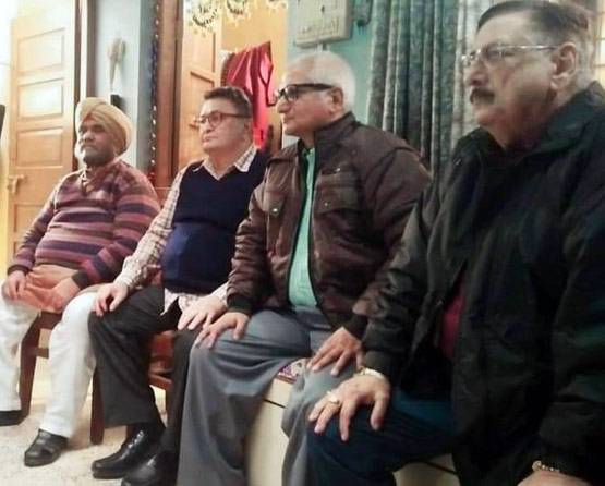 ये होती ऋषि कपूर की आखिरी फिल्म, लॉकडाउन की वजह से रुकी थी शूटिंग