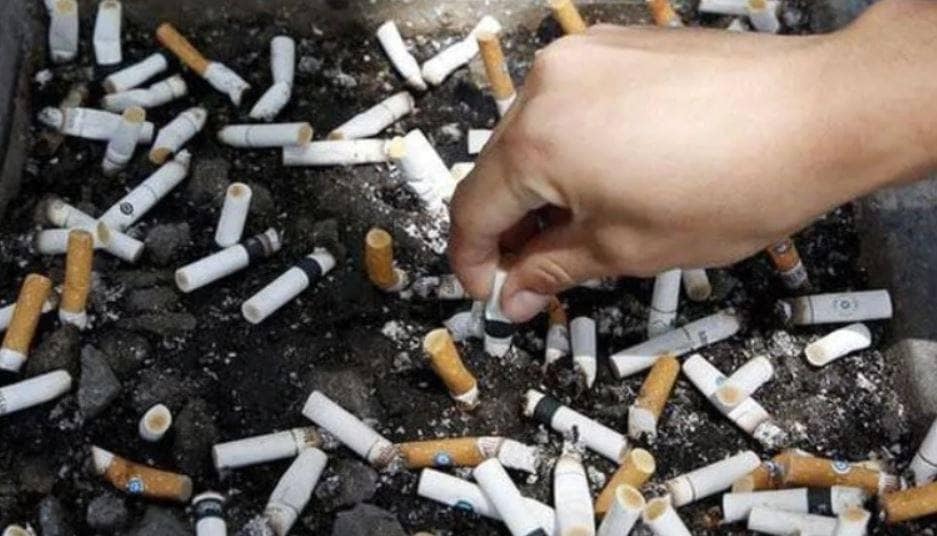 लॉकडाउन: सिगरेट की ऐसी तलब, पहुंचा दूसरे देश, हेलिकॉप्टर से रेस्क्यू