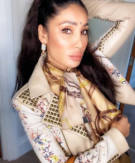 सोफ‍िया से लेकर पायल तक, पोस्ट की वजह से कानूनी पचड़े में फंसे सेलेब्स