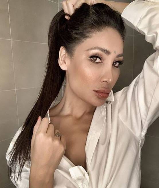 न्यूड फोटो पर सोफिया की सफाई, मैं यीशु की अवतार, मेरे पास हैं शक्तियां