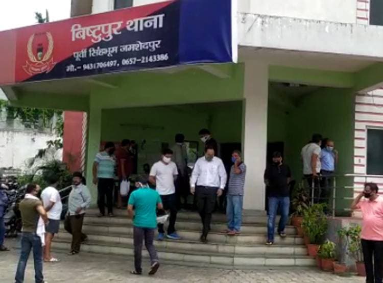 लॉकडाउन में रईसजादों की होटल में अय्याशी, सेक्स रैकेट का खुलासा