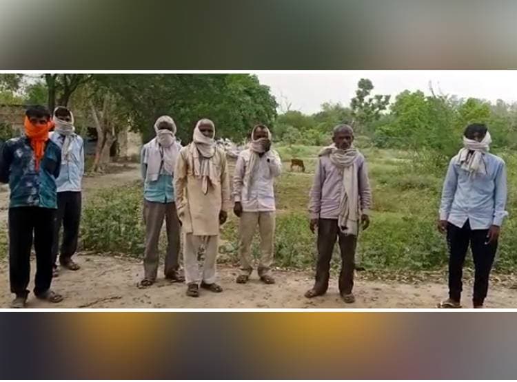 UP: गैंगरेप करने पर पंचों ने दी 5-5 जूते मारने की सजा, लड़की ने लगा ली फांसी