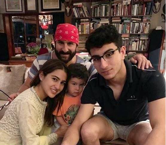 ईस्टर पर पापा सैफ ने ऐसे किया तैमूर को तैयार, करीना ने शेयर की फोटोज