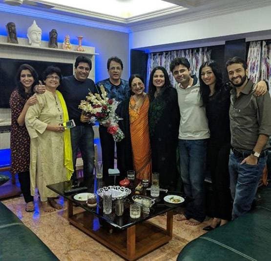 अरुण गोविल की भाभी है ये मशहूर एक्ट्रेस, देखें परिवार संग तस्वीरें
