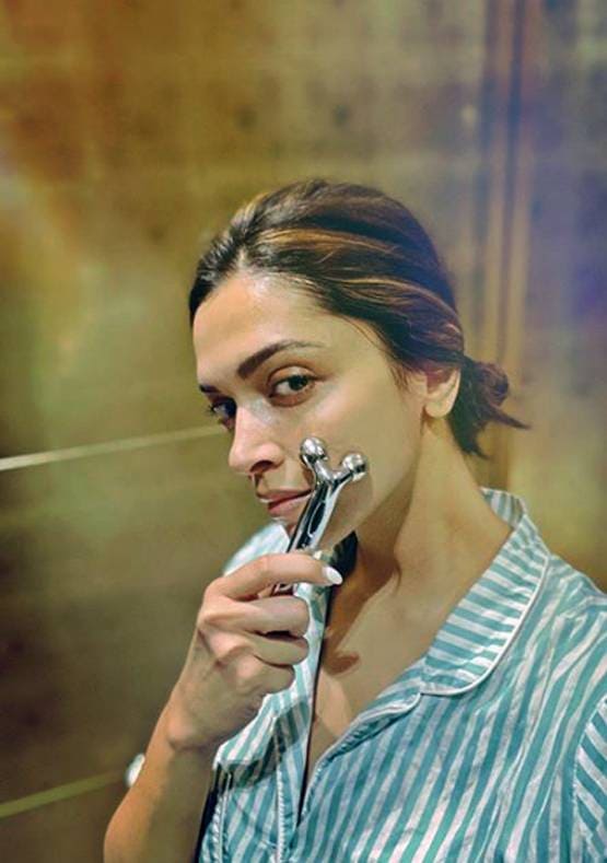 क्वारनटीन में खुद को पैंपर कर रहीं ये एक्ट्रेसेस, यूं निखार रहीं खूबसूरती